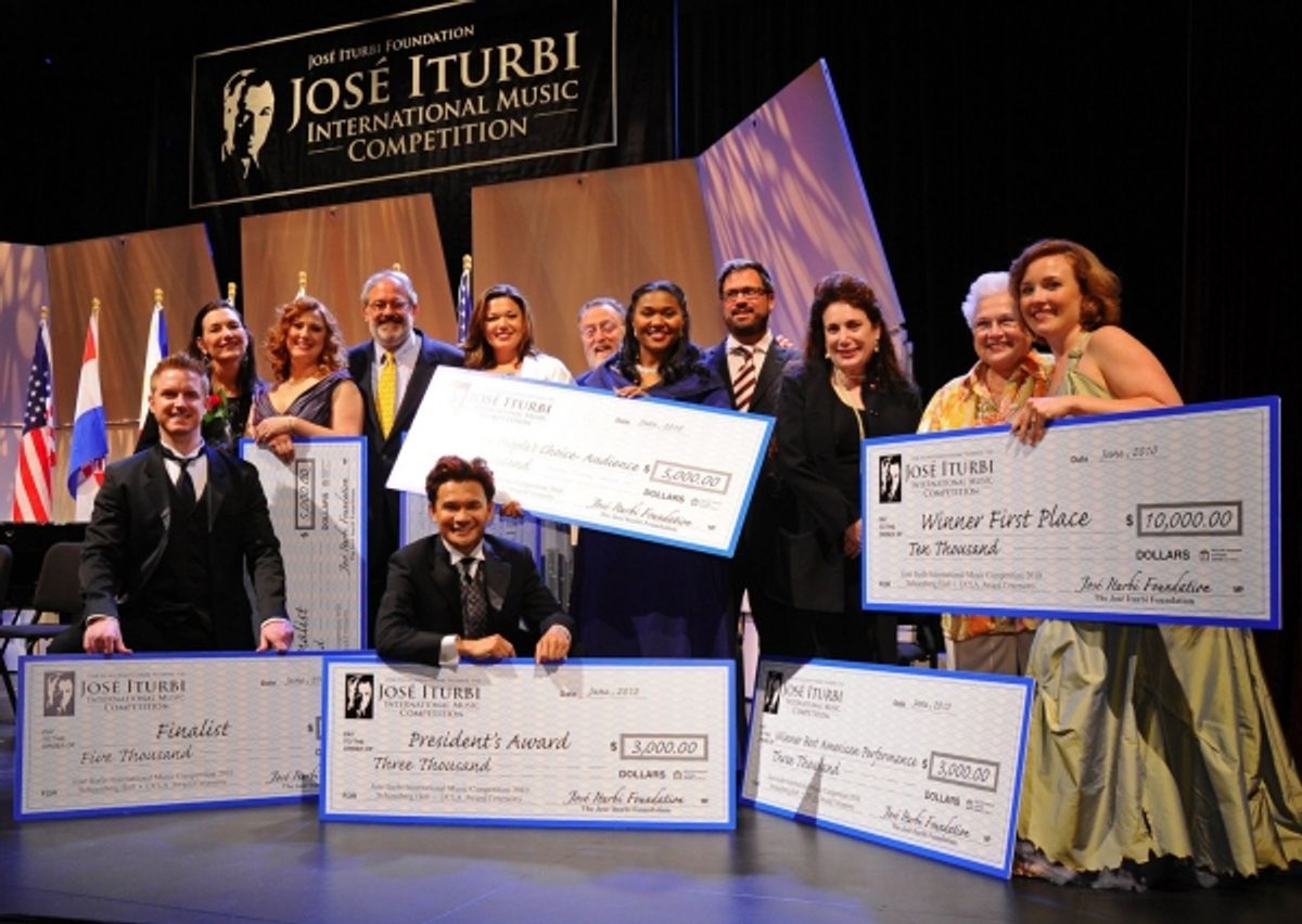 Carol Vaness (Judge), Rebecca Davis (Finalist) , Peter Kazaras (Judge), Elaine Alvarez (Spanish Prize), Matthew Epstein (Chairman - Voice), Aundi Marie Moore (People's Choice), David Daniels (Judge), Donelle Dadigan (Co-Founder and President), Marilyn Hor at 